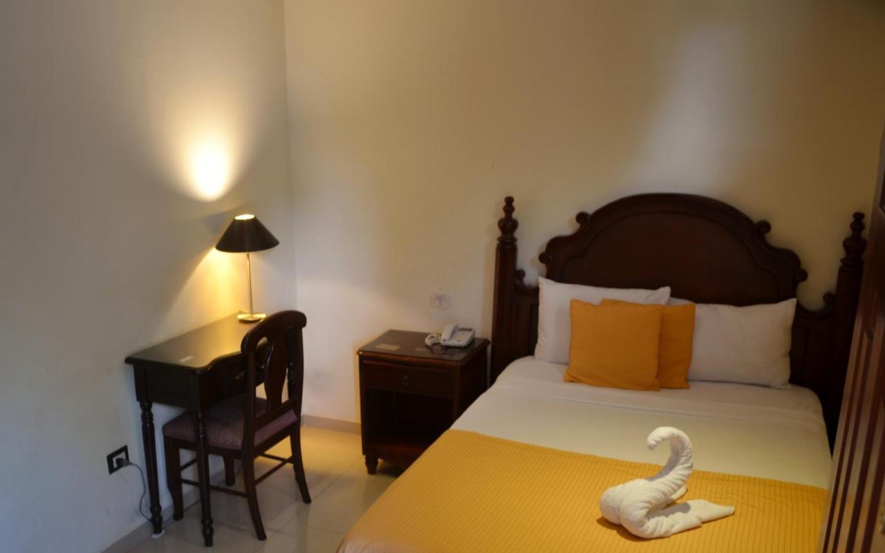 Hotel Villa Florencia Zona Rosa San Salvador Zewnętrze zdjęcie